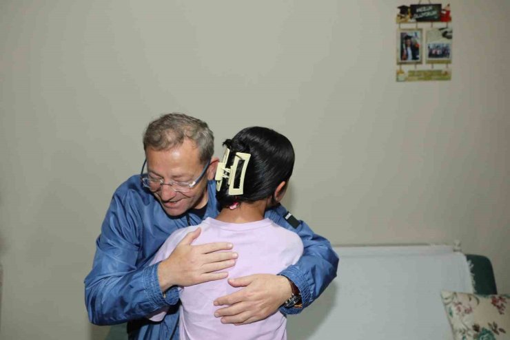 Vali Polat’tan Türkiye 2’incisi öğrenciye ziyaret