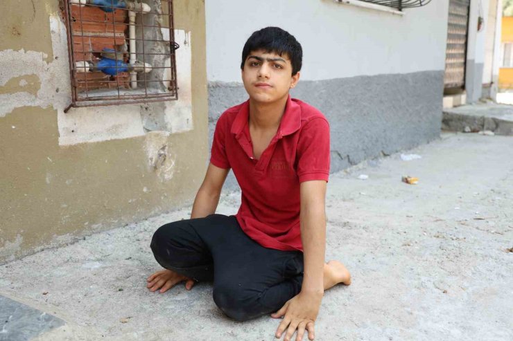 Tekerlekli sandalyesi çalınan Enes’e destek