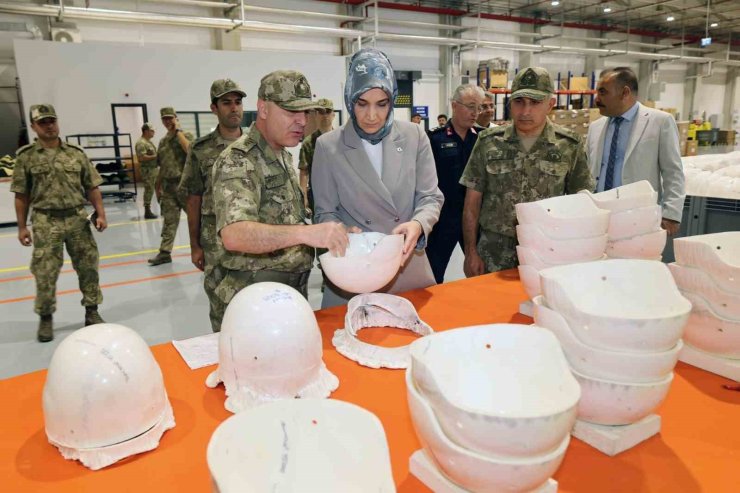 Vali Yiğitbaşı: "Fabrikamız ülkemizin savunma sanayine önemli katkılar sağlıyor"