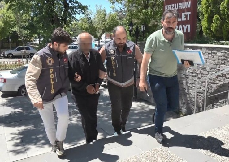 Eşini bıçaklayan koca, adliyeye getirildi