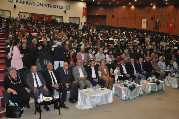 Kars’ta mezuniyet gecesinde bir kişi yanma tehlikesi yaşadı