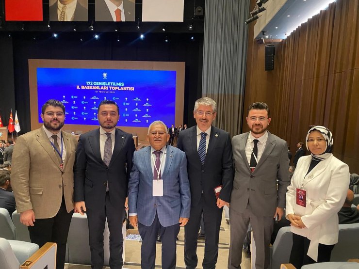 Başkan Büyükkılıç; AK Parti Genişletilmiş İl Başkanları Toplantısı’na katıldı