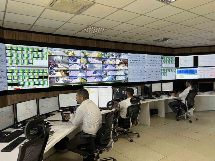 Kayseri Büyükşehir’den kesintisiz ulaşım için 7/24 takip ve kontrol