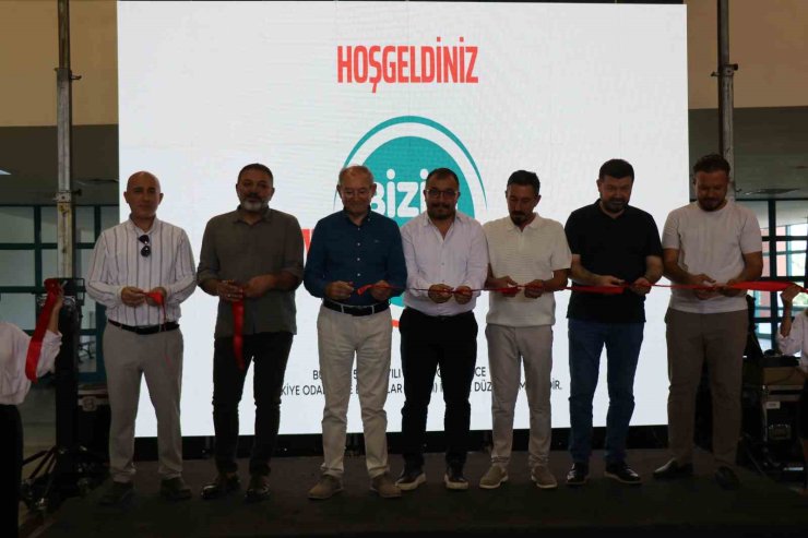 Ege’nin en kapsamlı ve konserli ilk otomotiv fuarı Denizli’de ziyarete açıldı