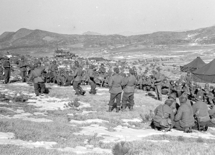 Dadaşlar Kore’deydi