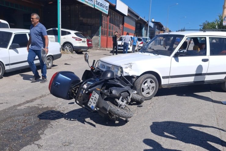 Beyşehir’de otomobille motosiklet çarpıştı: 1 yaralı