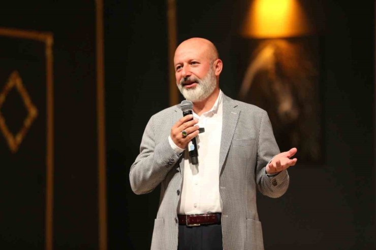 Başkan Çolakbayrakdar: "Sıra dışı, farklı hizmetlerle vatandaşımızın yanındayız"