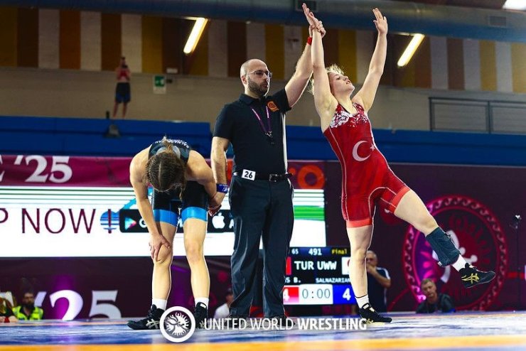 Beyzanur Akkuş, Avrupa şampiyonu oldu