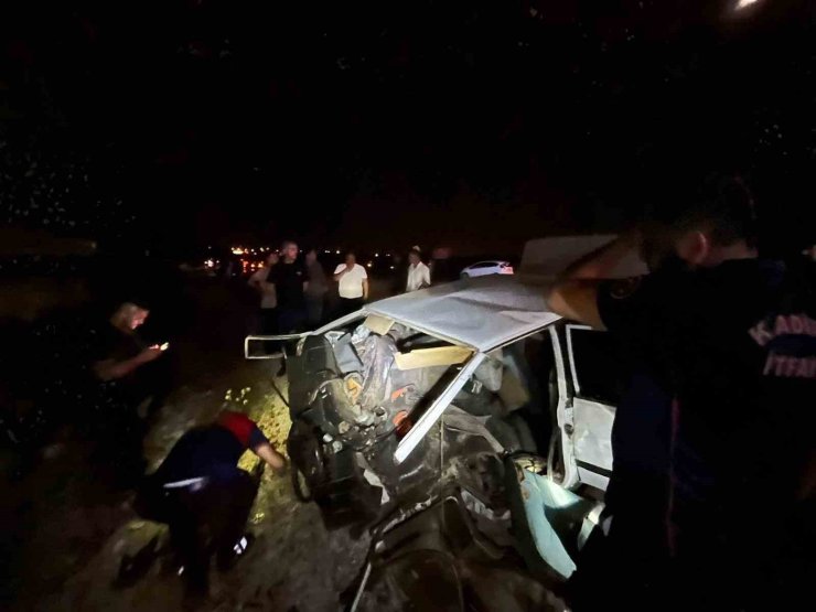 Osmaniye’de 2 otomobilin karıştığı kazada 3 kişi yaralandı