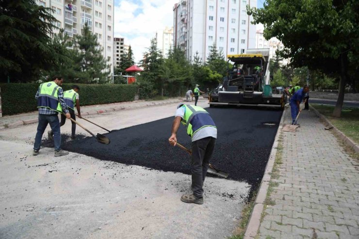 Melikgazi’den İldem’in ulaşımını rahatlatacak asfalt çalışması