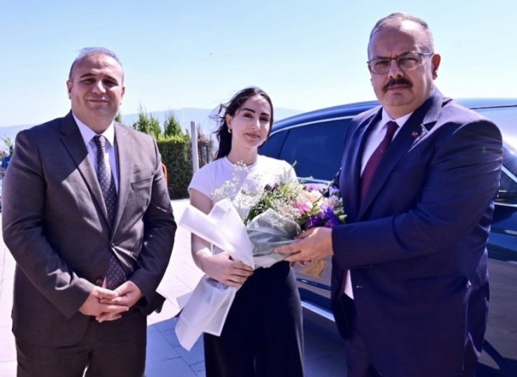 Vali Canbolat, Köşk Kaymakamı Taş ile bir araya geldi