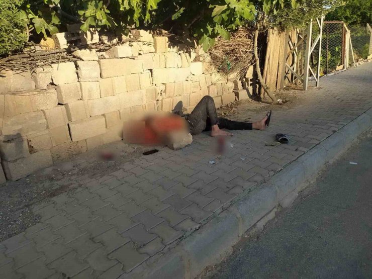 Kullandığı maddenin etkisiyle kaldırıma yığılıp kaldı