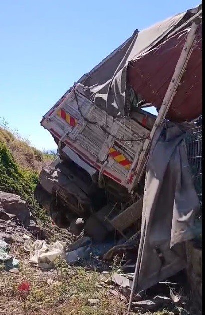 Milas’ta trafik kazası: "Baba ve oğlu yaralandı"