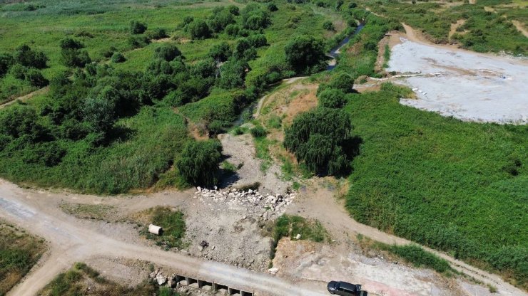 İznik’te kuraklık alarmı...Çakırca deresi kurudu, göl çekilmeye başladı