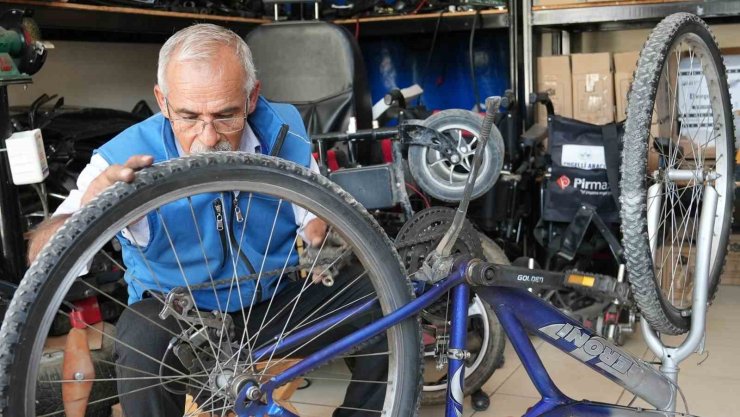 Elazığ’da "Bir Çocuğun Kahramanı Olur musun" kampanyası büyüyor