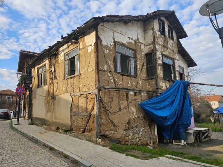 200 yıllık konak yeniden ayağa kalkıyor