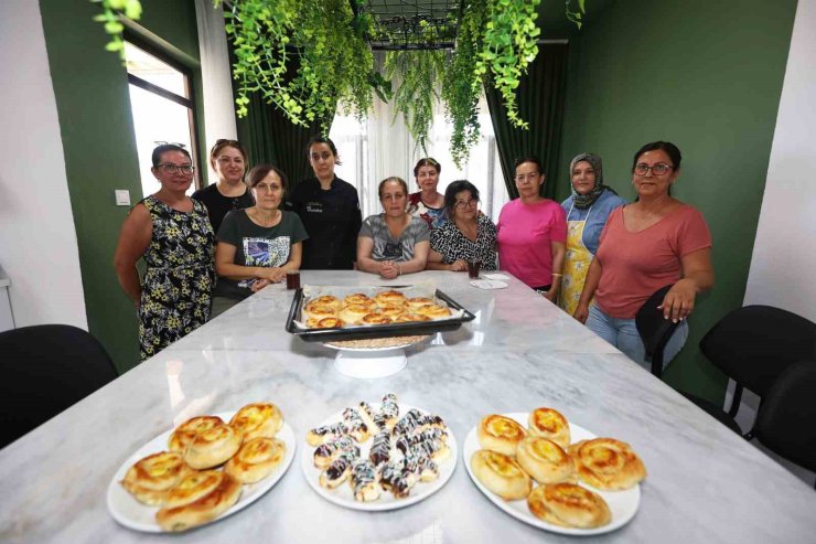 Kadın Yaşam Merkezleri’nde pasta yapım kursu