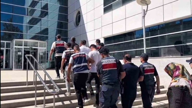 11 Milyon TL’lik dolandırıcılık olayına karışan 57 şahıs yakalandı
