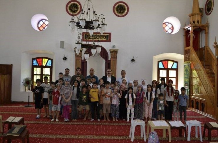 Kaymakam Ateş, Kur’an Kursu öğrencileri ile bir araya geldi