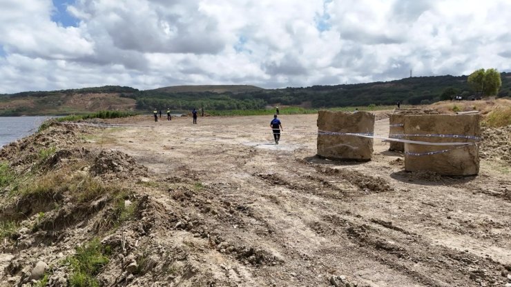 İBB’nin döküm sahası ilan ettiği gölü, Arnavutköy Belediyesi koruma altına aldı
