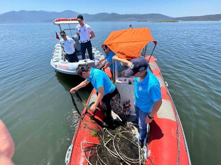 Bafa Gölü’nde su ürünleri denetimi yapıldı