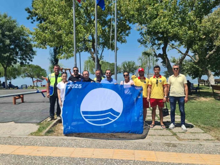 Bursa sahillerinde ‘Mavi Bayrak’ dalgalanıyor