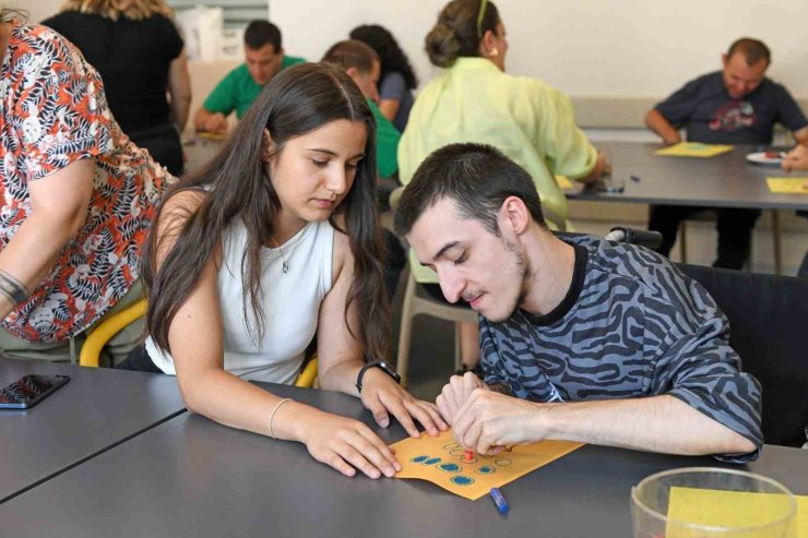 OBAM’da özel bireyler sanat ve müzikle buluştu