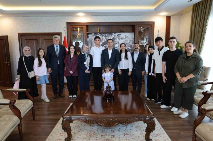 Çekmeköy Belediyesi’nin LGS kurslarında yüzde 97 başarı