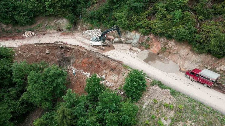 Giresun İl Özel İdaresi’nden 379 köy yoluna yatırım