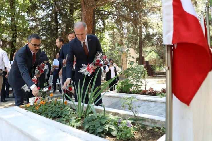 İnegöl’de 15 Temmuz şehitleri dualarla anıldı