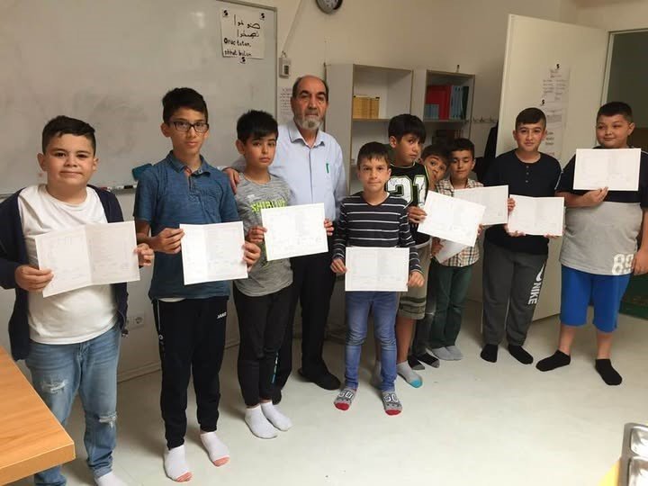 Aydınlı Zeki Hoca, emekli olduktan sonra hayatını Almanya’daki gençlere adadı