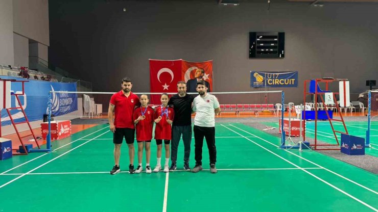 Badminton’da Kayseri’ye iki madalya