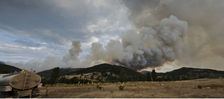 Konya’daki orman yangını Isparta sınırına dayandı, köylerde tedbir alındı