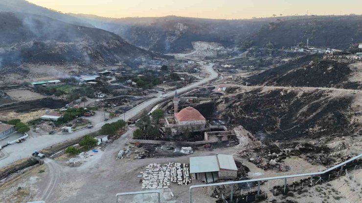 Çanakkale’deki orman yangınında yanan alanlar havadan görüntülendi