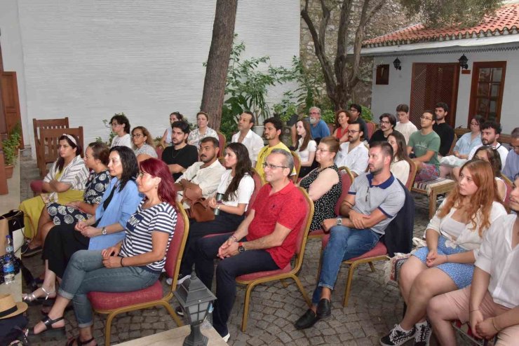 Bilim Kafe’de bu kez arkeoloji konuşuldu: "Kadıkalesi’nden Bizans’a yolculuk"