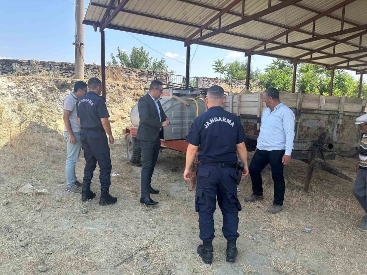 Kaymakam Dalak, orman yangınlarıyla mücadele kapsamında köylülerle buluşuyor