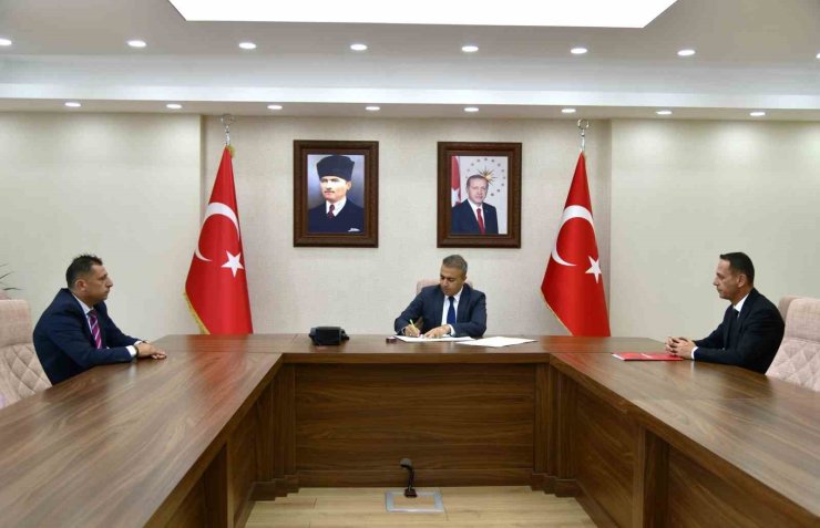 Ardahanlı üreticilere destekler sürüyor