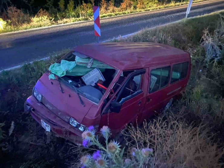Bilecik’te dere yatağına uçan aracın sürücüsü yaralandı