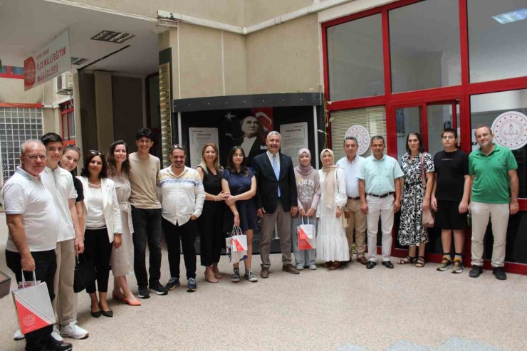 Müdür Özcan, il birincilerini ağırladı