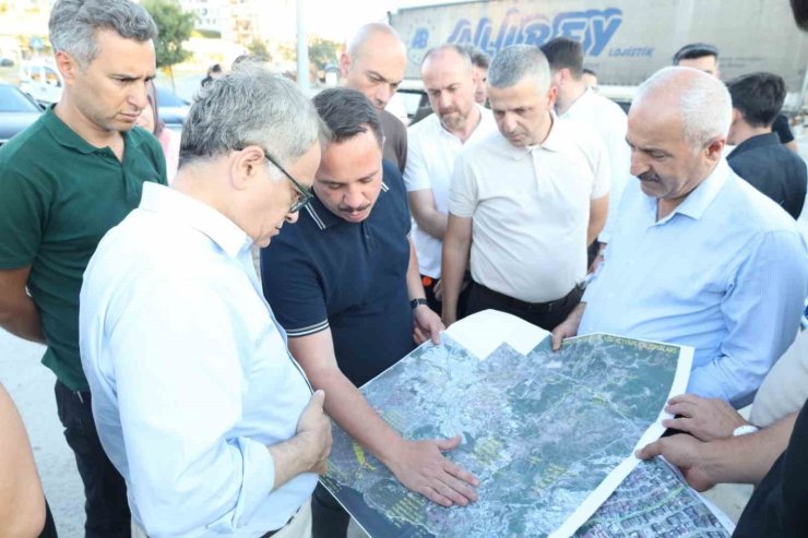 Baraçlı, Gebze bölgesinde yatırımları inceledi