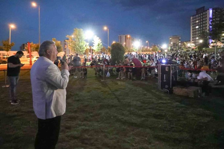 Başkan Palancıoğlu; Sinema Günleri’nde vatandaşlarla bir araya geldi