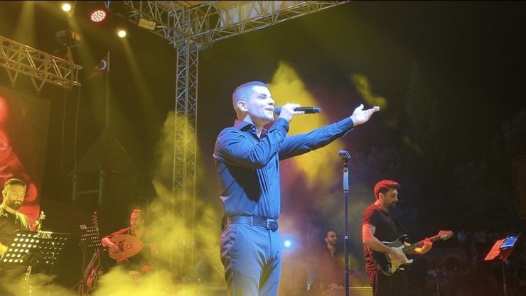 Gediz’de Bilal Sonses coşkusu