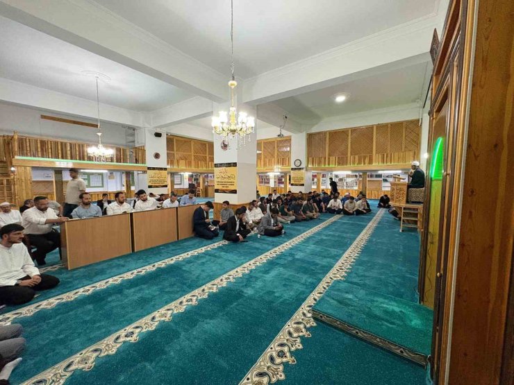 Erzincan’da ’Kur’an-ı Kerim’i Güzel Okuma ve Etkili Hutbe Sunumu Yarışması’ düzenlendi