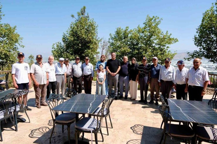 Sarıgöl kaymakamı Dalak, Kıbrıs gazileri ile bir araya geldi