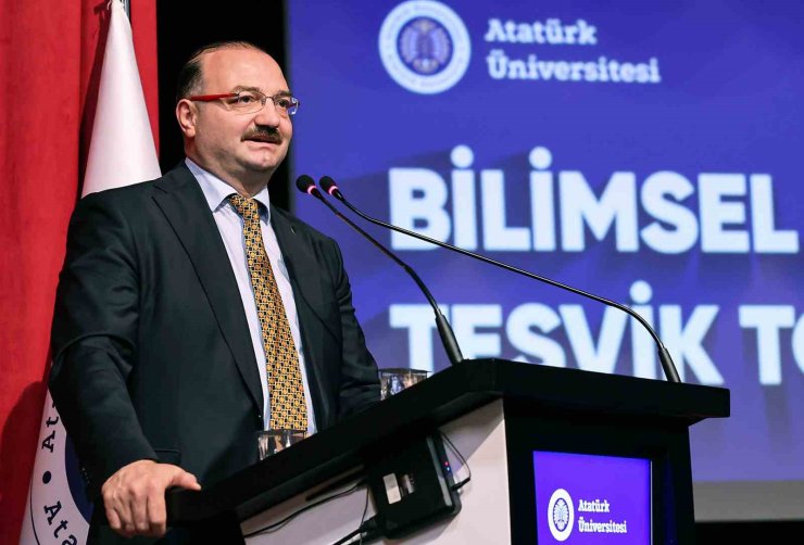 Atatürk Üniversitesi’nin kalitesi, tarihinde ilk kez "tam akreditasyon" ile tescillendi