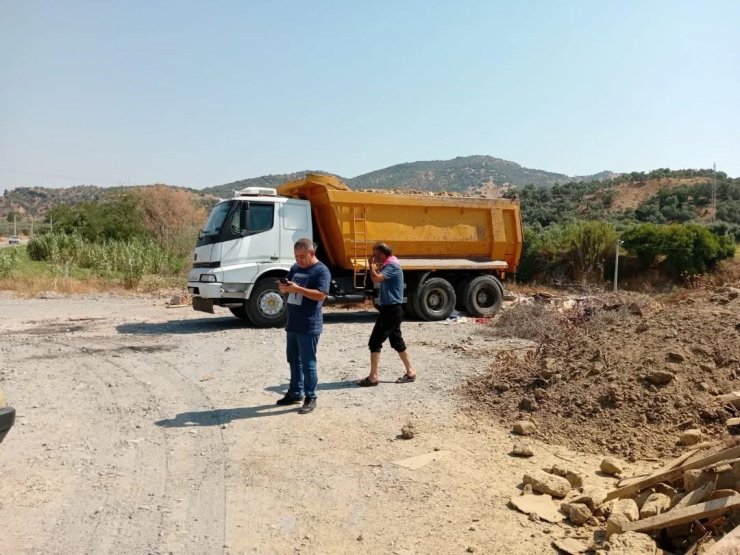 Germencik’te moloz mesaisi