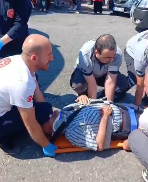 Samsun’da otomobilin çarptığı yaşlı adam yaralandı