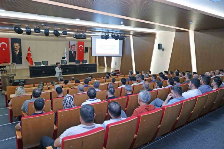 Talas Belediyesi’nden personele ‘hukuki eğitim’