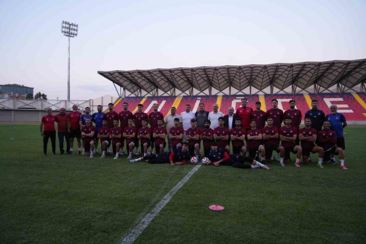 Niğde Belediyespor yeni sezona yeni stadyumda hazırlanıyor