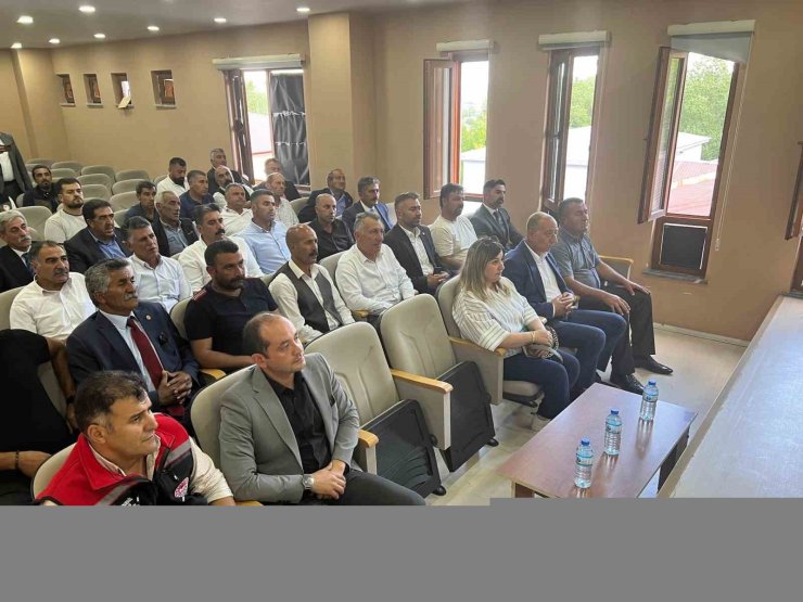 Digor’da hayvan hastalıkları mücadele toplantısı yapıldı